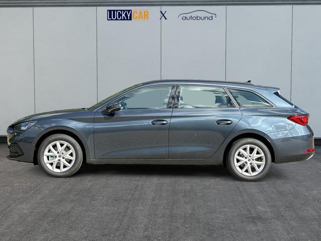 Seat / Leon Sportstourer / Grau / / / 1,5 eTSI DSG+ACC+LED+SHZ+CAM+Licht u. Sicht