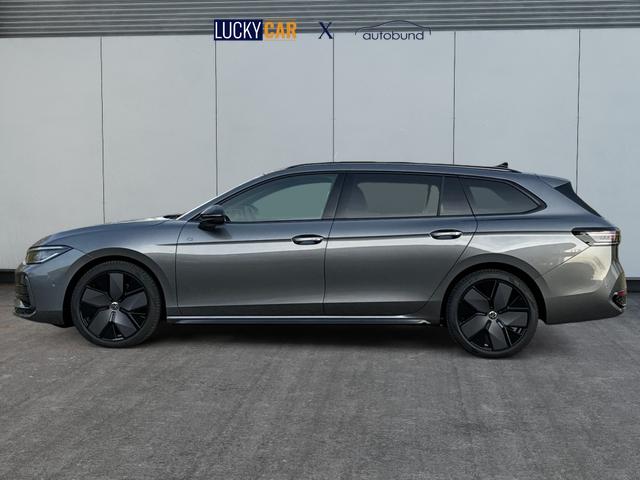 Volkswagen / Passat Variant / Grau / / / AHK+PANO+NAVI+Head-UP+Matrix-LED+ACC