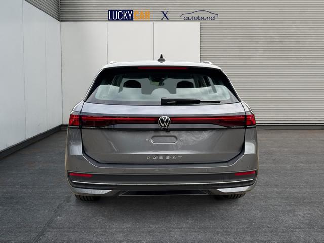Volkswagen / Passat Variant / Grau / / / DSG+AHK+MASSAGE+NAVI+ACC+KAMERA+LED+17 ALU
