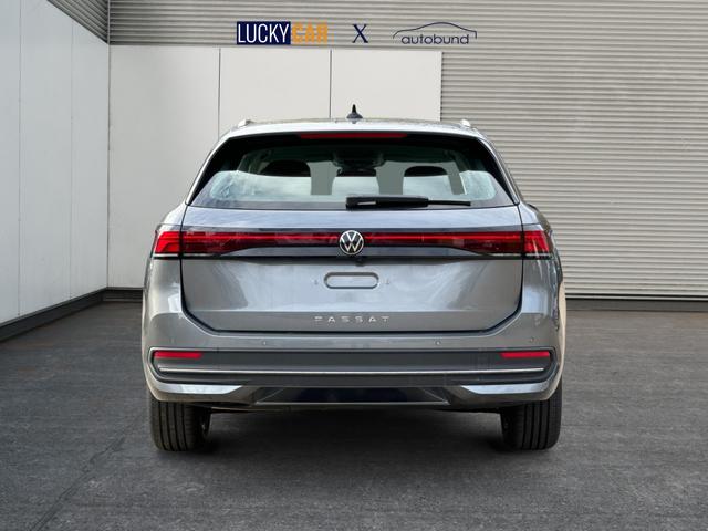 Volkswagen / Passat Variant / Grau / / / DSG+AHK+MASSAGE+NAVI+ACC+KAMERA+LED+17 ALU