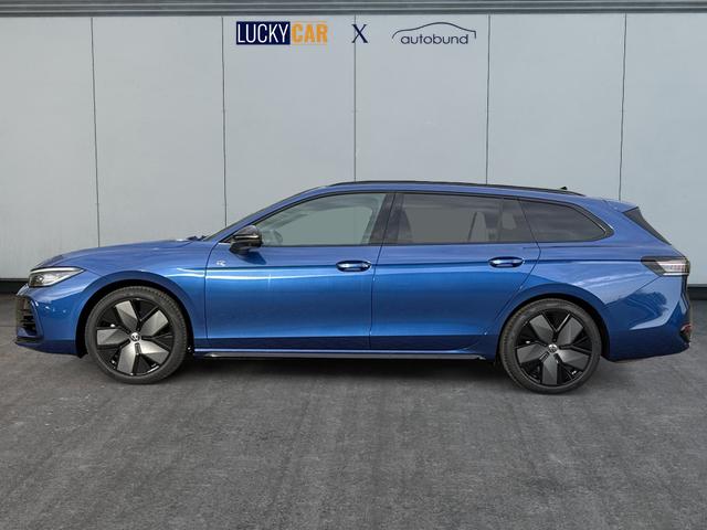 Volkswagen / Passat Variant / Blau / / / 4WD+BLACK+PANO+AHK+DCC+MATRIX+HARMAN