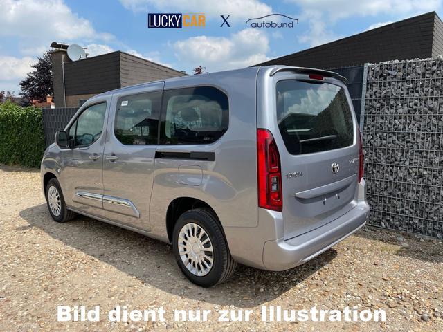 Toyota Proace City Verso 1.5 Medium Family 