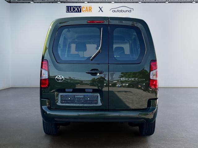 Toyota Proace City Verso 1,2 L2 Business 7 Sitzer Klima Einparkhilfe Apple Tempomat DAB 10 Zoll Display Regensensor 