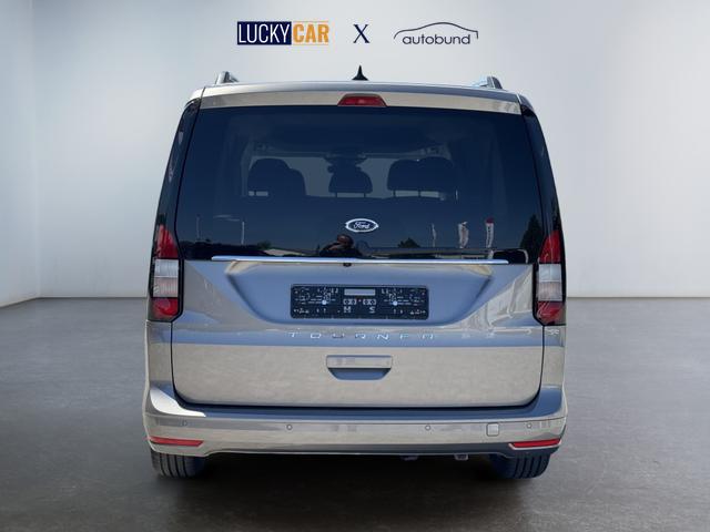 Ford Grand Tourneo Titanium