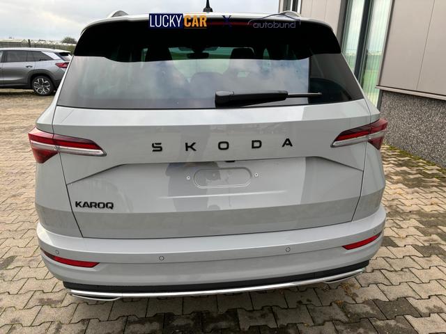 Skoda Karoq Selection Angebot f. Menschen mit Behinderung 100%! 2.0 TDI 150PS DSG, 16"Alu, Climatronic, Dachreling, M-Lederlenkrad, LED-Scheinwerfer, Tempomat, Parksensoren hinten, Virtual Cockpit 8", SunSet, Infotainment 8" + Wireless SmartLink 