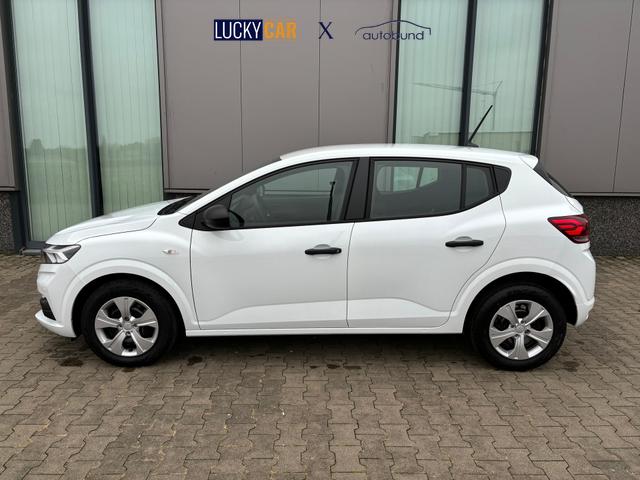 Dacia Sandero Essential 1.0 TCe 90, Parksensoren hinten, Tempomat, Radio/DAB/Bluetooth, Armlehne vorn, Spurhalteassistent, Müdigkeitserkennung, Verkehrszeichenerkennung, Zentralverriegelung mit Fernbedienung, elektr. Fensterheber vorne, Licht-/Regensensor 