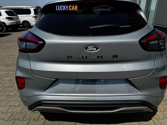 Ford Puma ST-Line 1.0 EcoBoost 125PS AUTOMATIK, SOLAR-SILVER Metallic, 17" Alu, NAVIGATION, Klimaautomatik, Privacy-Glas, Parksensoren hinten, Rückfahrkamera, Tempomat, Sportfahrwerk 