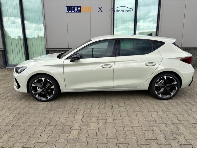 Cupra Leon Basis 1.5 TSI 150PS 6-Gang, 5 Jahre Garantie, 18" Alufelgen, Voll-LED-Scheinwerfer, 3Z-Climatronic, ACC/Tempomat, Digitales Cockpit, Full Link, Parksensoren v/h, Privacy-Glas, Multifunktions-Lederlenkrad, LED-Nebelscheinwerfer 