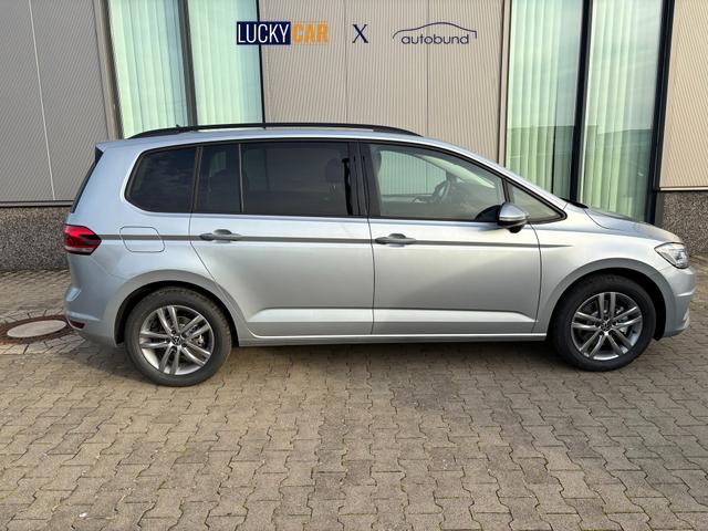 Volkswagen Touran Limited 1.5 TSI 150 PS, 17" Alu, SILBER-Metallic, Winter-Paket, Elektr. Heckklappe, Keyless, Alarm, LED-Scheinwerfer IQ-Light, Travel Assist, Parksensoren vo/hi, Rückfahrkamera, ACC, M-Lederlenkrad, Digital Cockpit, 3-Zonen-Climatronic, Radio Ready2Discover 8" 
