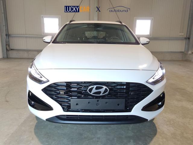 Hyundai / i30 Kombi / Weiß / / / , Beispielbilder, ggf. teilweise mit Sonderausstattung