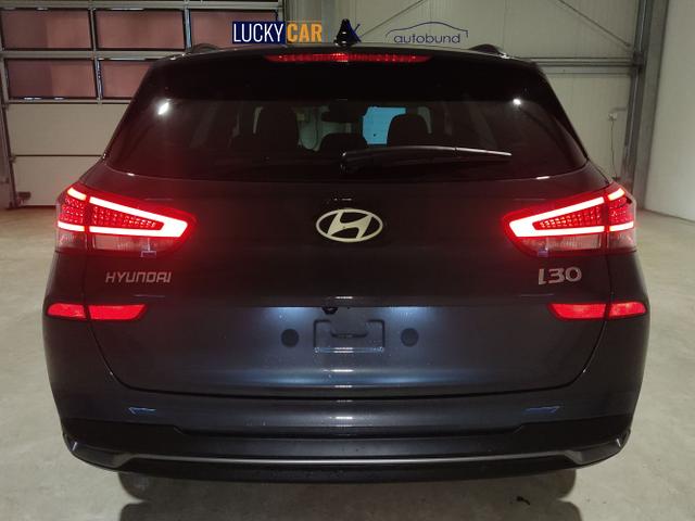 Hyundai / i30 Kombi / Grau / / / , Beispielbilder, ggf. teilweise mit Sonderausstattung