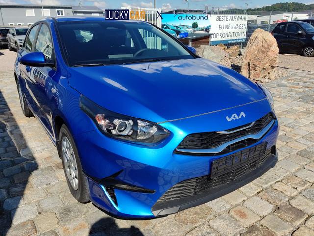 Kia / Ceed / Blau / / / , Beispielbilder, ggf. teilweise mit Sonderausstattung