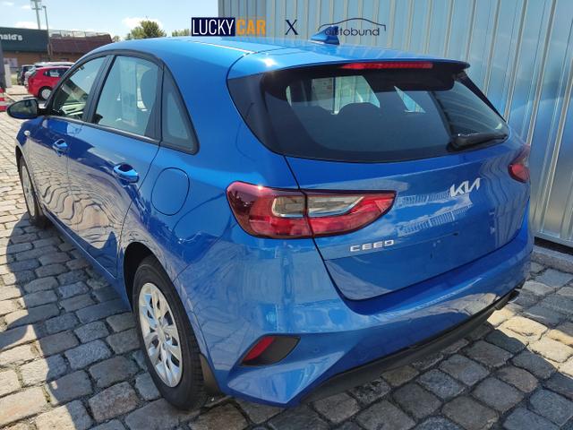 Kia / Ceed / Blau / / / , Beispielbilder, ggf. teilweise mit Sonderausstattung