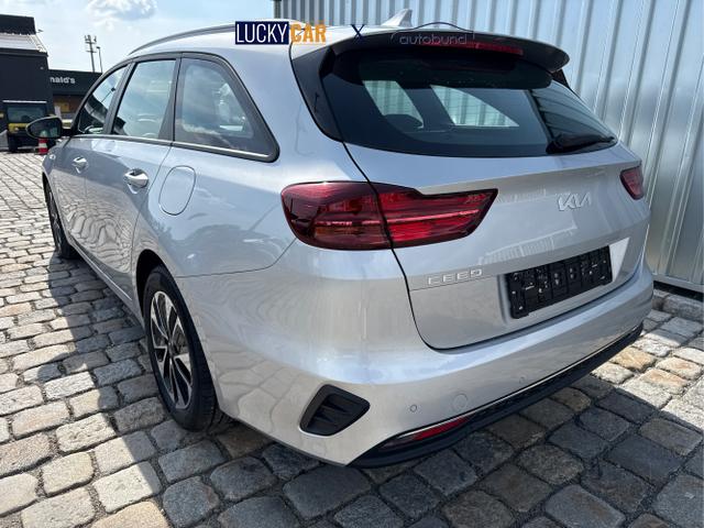 Kia / Ceed / Silber / / / , Beispielbilder, ggf. teilweise mit Sonderausstattung