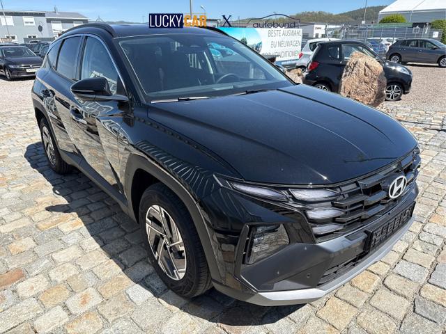Hyundai / TUCSON / Schwarz / / / , Beispielbilder, ggf. teilweise mit Sonderausstattung