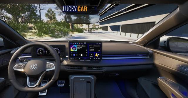 Volkswagen T-Roc R-Line Pano AHK Nav 5JGar BlackP 20Z EasyO 
