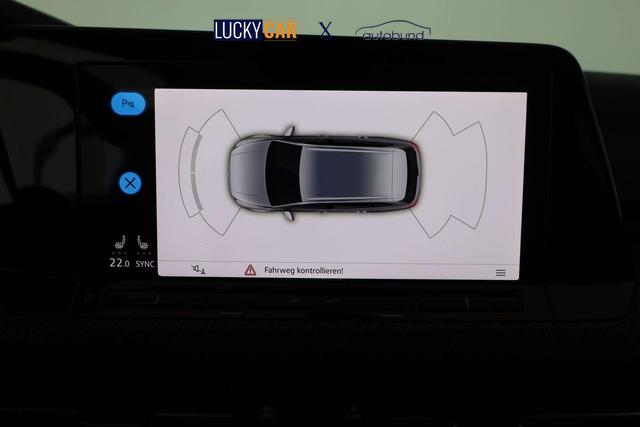 Volkswagen Golf R-Line VIII Variant 1.5 TSI R-LINE, AHK, Navi, LED, Winter, 17-Zoll 