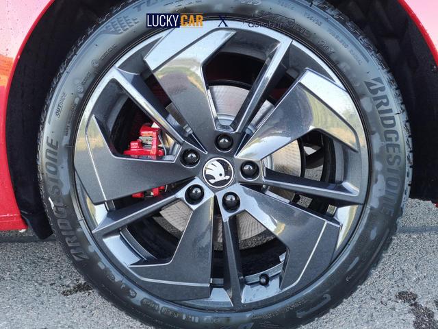 Skoda Octavia Combi 2.0 TSI 195 kW RS Kombi ABT 2.0TSI Pano Matrix Area AHK Sound GV5 