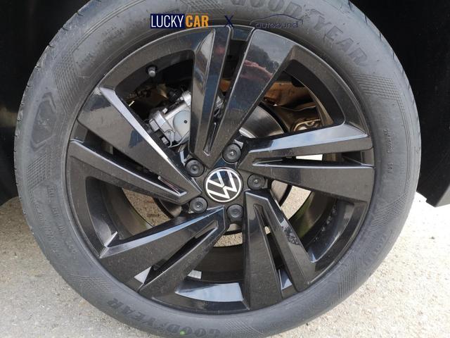 Volkswagen T-Roc R-Line 2.0 TDI DSG Pano AHK Navi Matrix Leder 