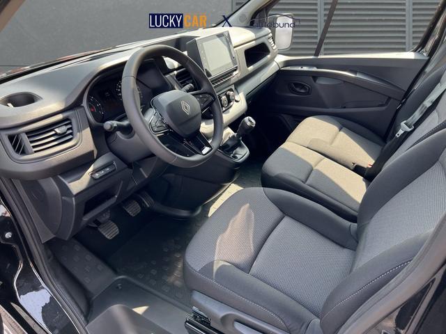 Renault Trafic L2H1 3,0t Grand Equilibre inkl. Rollstuhlrampen dCi 150 