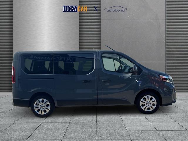 Nissan Primastar Kombi L1H1 Tekna 8-Sitzer Navi+SHZ 2,8t dCi 150 