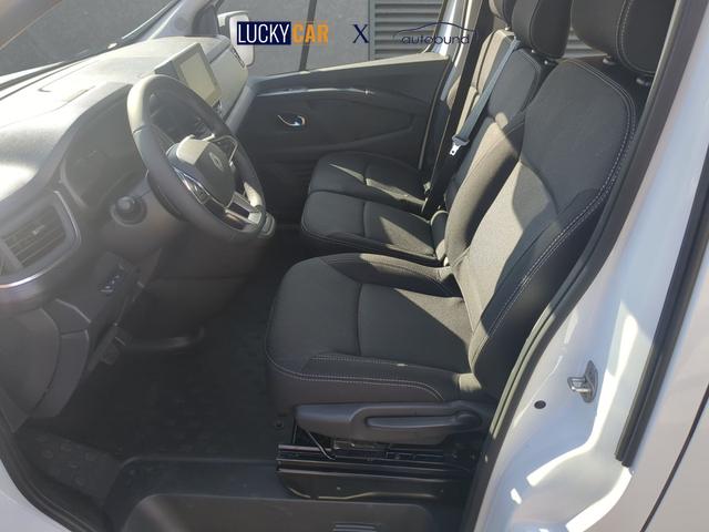 Renault Trafic L2H1 3.0t AHK DoKA dCi 170 AT9 