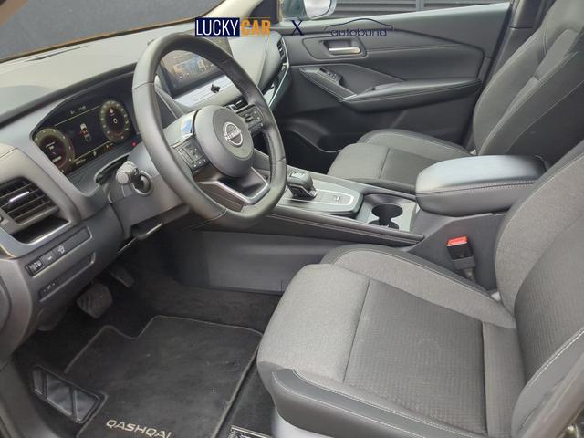 Nissan Qashqai N-Connecta SHZ+LKHZ+PDC+RFK 1.3 DIG-T CVT 