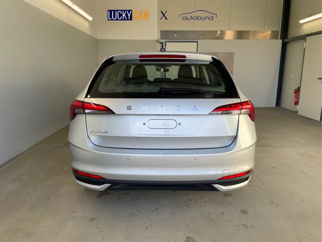 Skoda / Scala / Silber / / / 115PS DSG AHK+App-Connect