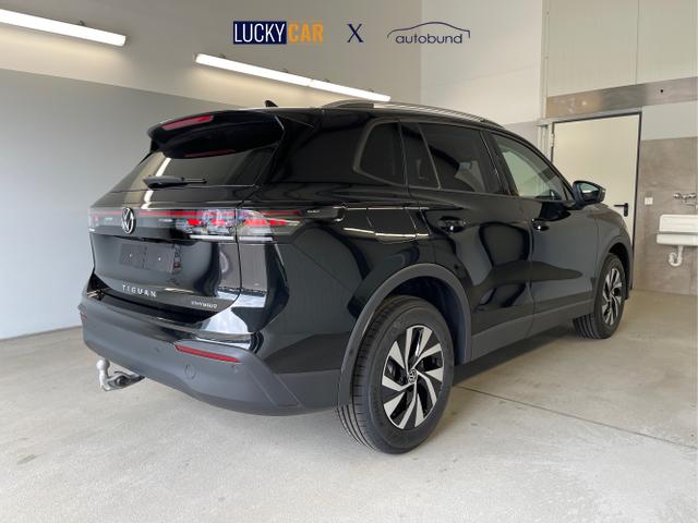 Volkswagen / Tiguan / Schwarz / / / 204PS DSG eHybrid IQ.Light+Navi