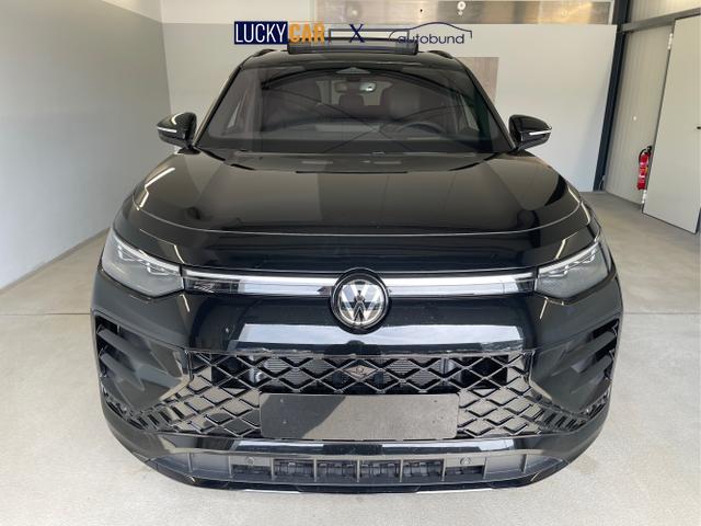 Volkswagen / Tayron / Schwarz / / / 193PS 7Sitz+Harman+Pano+AHK+20+Stdhz+Leder+NaviPro