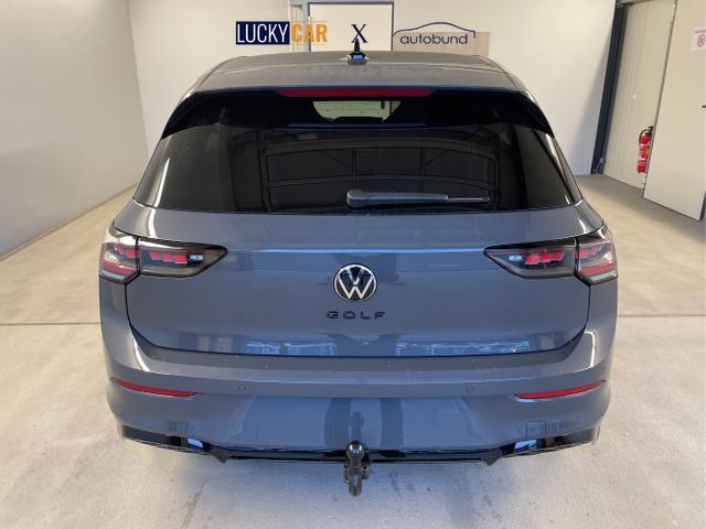 Volkswagen / Golf / Grau / / / 150PS DSG+Black Style