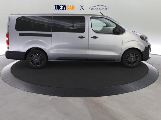 Opel Vivaro Kombi 9-Sitzer Lang 2.0 Diesel 8-Gang Automatikgetriebe 