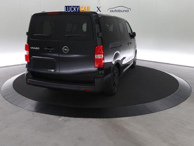 Opel Vivaro Kombi 9-Sitzer Lang 2.0 Diesel 8-Gang Automatikgetriebe 