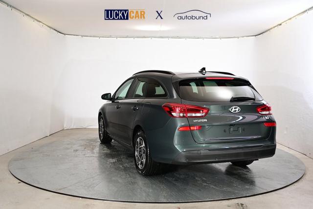 Hyundai i30 Kombi Family 1.5 T-GDI 7-Gang-DSG 