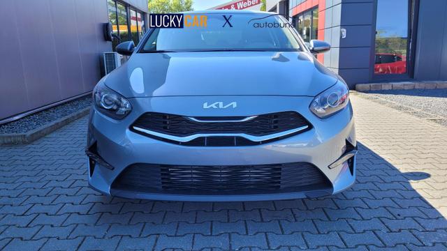 Kia Ceed SPIN 1.5 Spin*Navi*Shzg*Lhzg*PDC*Cam*16Zoll* 
