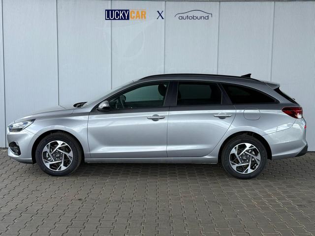 Hyundai i30 Kombi Comfort+ 1.5 GDI / Navi PDC V.&H. + Kamera LED Carplay Sitz Lenkradheizung 
