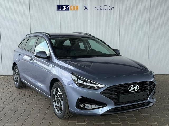 Hyundai i30 Kombi Smart 1.5 GDI / Navi PDC V.&H + Kamera LED Tempomat Alu 16" 