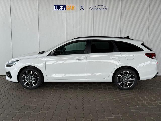 Hyundai i30 Kombi Comfort 1.5 DPI / Sitz + Lenkradheizung LED Navi Tempomat PDC V.&H Kamera Alu 17" 