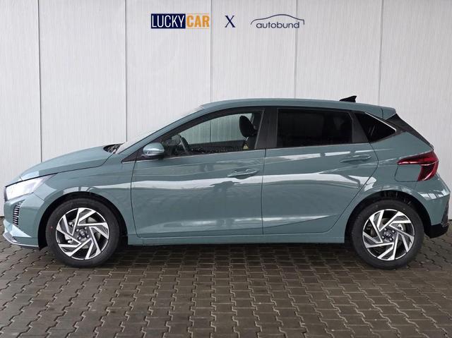 Hyundai i20 Comfort 1.2 MPI / Sitz + Lenkradheizung Navi Tempomat PDC Kamera Alu 16" *Frei Haus geliefert, ab der 2. Bestellung* 