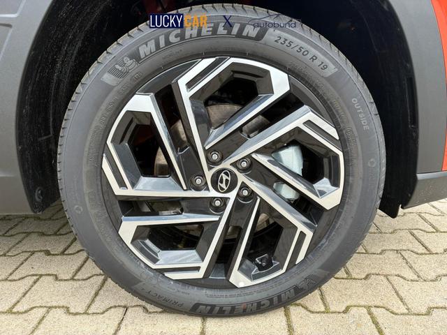 Hyundai TUCSON E-Motion 1,6 T-GDi 2WD HEV / ACC LED Sitz + Lenkradheizung Navi PDC V&H Kamera Alu 19" 