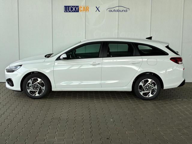 Hyundai i30 Kombi Comfort 1.5 GDi / LED Navi PDC V&H + Kamera Tempomat Carplay Alu 16" 