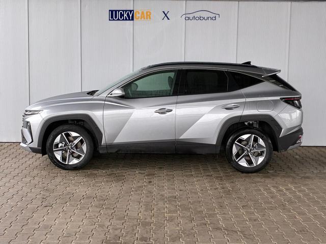 Hyundai TUCSON E-Motion 1.6 T-GDi 2WD HEV / Panoramadach ACC LED Sitz + Lenkradheizung Navi PDC V&H Kamera Alu 18" 