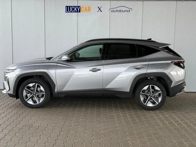 Hyundai TUCSON E-Motion 1.6 T-GDI 2WD 48V DCT / Panoramadach ACC Sitz + Lenkradheizung LED Navi PDC V&H Kamera Alu 18" 