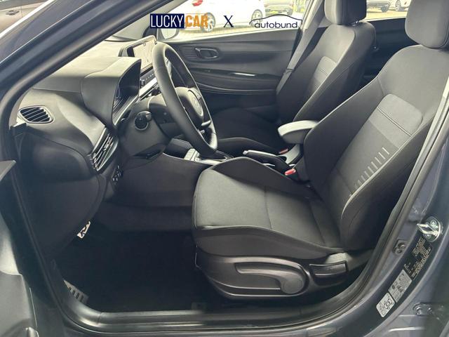 Hyundai BAYON Premium 1.0 T-GDI 100 PS 48V 7DCT / Keyless ACC Soundsystem BOSE Sitz + Lenkradheizung LED Navi PDC V&H Kamera Totwinkel Alu 16" 