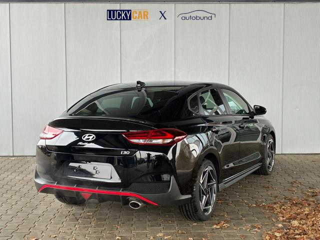Hyundai i30 N-Line Fastback DCT 1.5 T-GDI mHev / Navi ACC Sitz & Lenkradheizung LED Alu 18" 