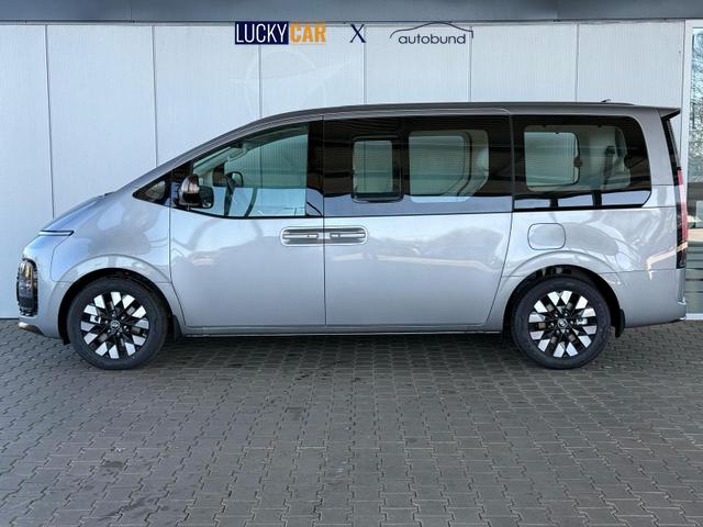 Hyundai Staria Luxury 1.6 T-GDi HEV 2WD 7-Sitzer / ACC 360&deg; Kam. Pano 4x Shz Elek. Klappe + Schiebet&uuml;r 