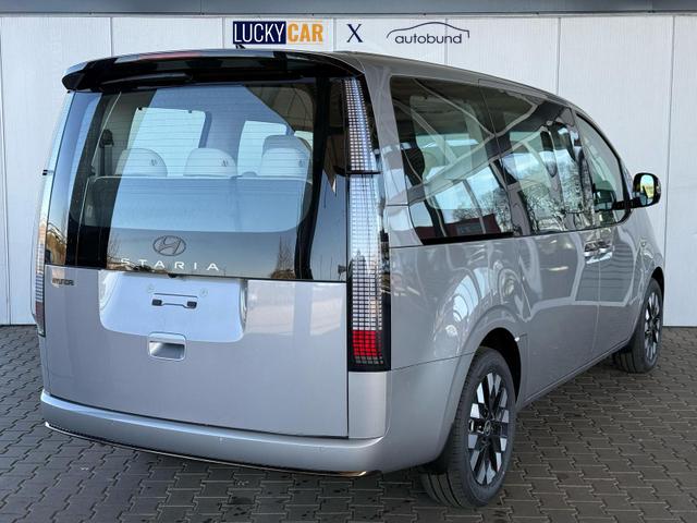 Hyundai Staria Luxury 1.6 T-GDi HEV 2WD 7-Sitzer / ACC 360&deg; Kam. Pano 4x Shz Elek. Klappe + Schiebet&uuml;r 