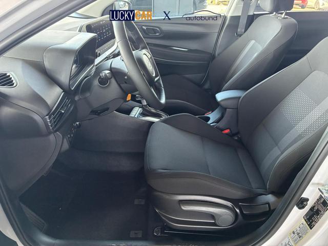 Hyundai i20 Emotion 1.0 T-GDi 7DCT / Navi Tempomat Shz vorne Lenkradheizung LED ALU 17'' 