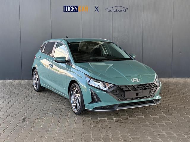 Hyundai i20 Pure 1.2 MPI / Navi PDC Hinten + Kamera Abgedunkelte Scheiben Tempomat Alu 16" 