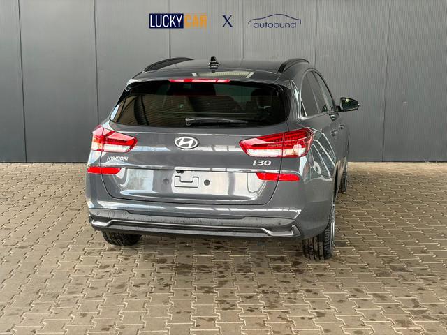 Hyundai i30 Kombi Comfort Plus 1.0 TGDI DCT/ Navi / Sitz + Lenkradheizung PDC V&H Kamera LED Alu 17" 